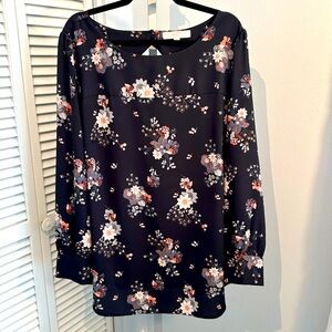 LOFT Plus Bouquet Cutout Back Blouse